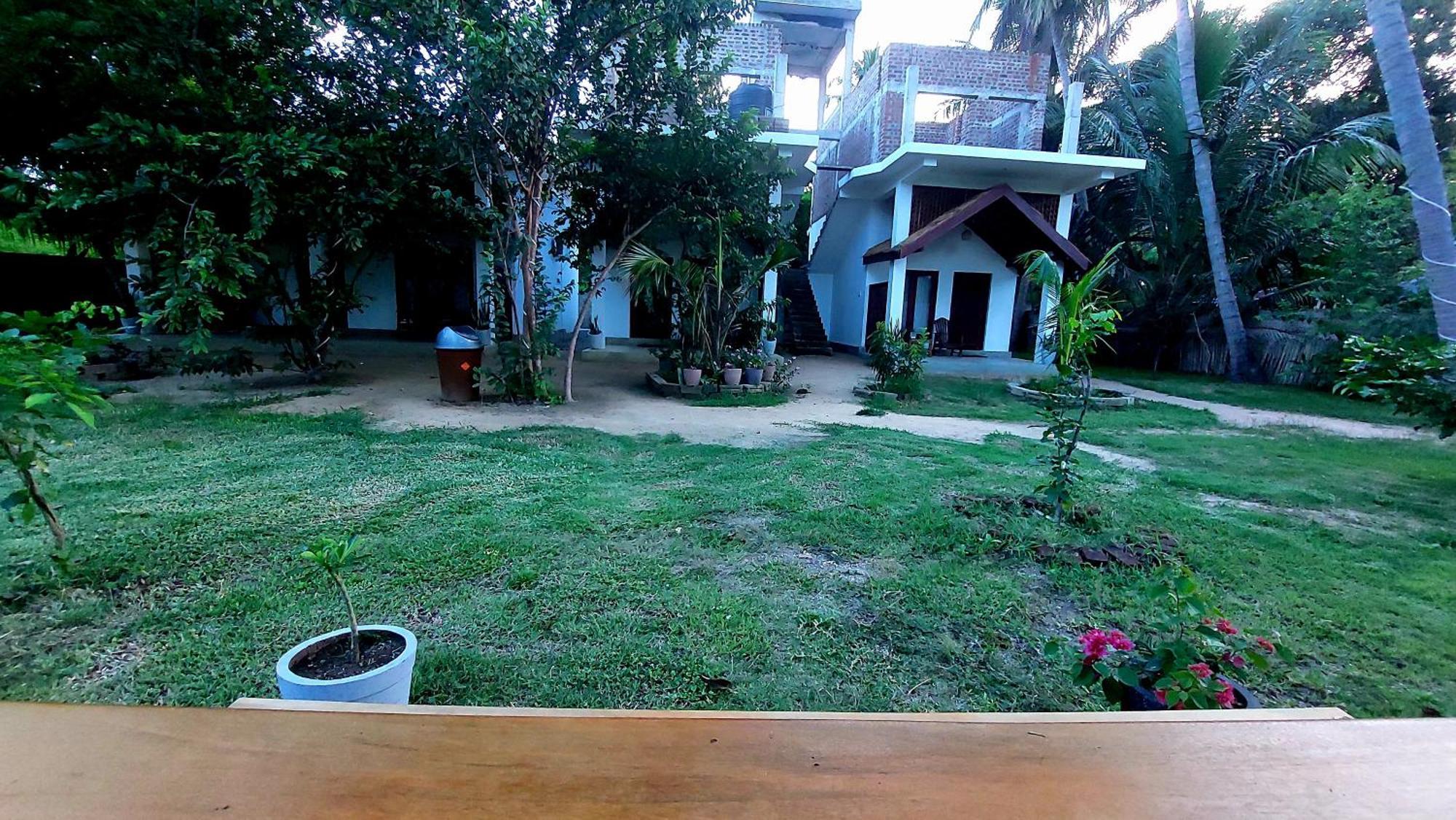 The Dream Inn Guesthouse Passikudah Batticaloa Eksteriør billede